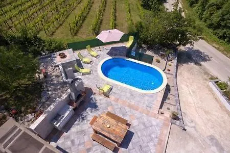 別荘 Relaxing Holiday House With Pool *
